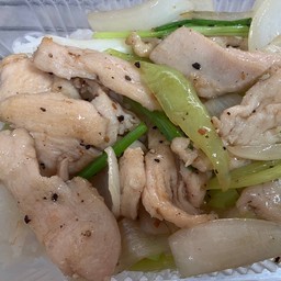 ข้าวหมูผัดพริกอ่อน