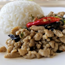 ข้าวกะเพราหมูสับ