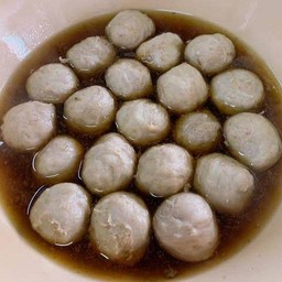 ลูกชิ้นเนื้อลวก 10 ลูก