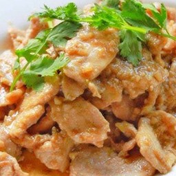 ข้าวกระเทียม (เลือกเนื้อสัตว์)