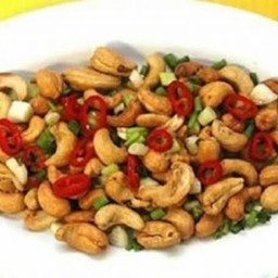 ยำเม็ดมะม่วงหิมพานต์
