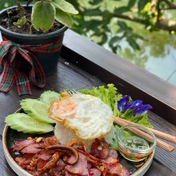 ข้าวคั่วพริกเกลือ