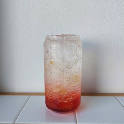 น้ำส้มยูซุสตอเบอรี่โซดา