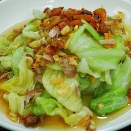 กะหล่ำปลีผัดน้ำปลา