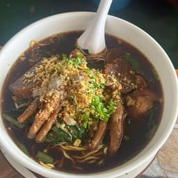 ก๋วยเตี๋ยวไก่ตุ๋นมะระสด
