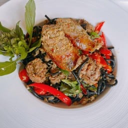 สปาเก็ตตี้ผัดไส้อั่ว