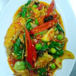 ปลากะพงผัดฉ่า (กับข้าว)