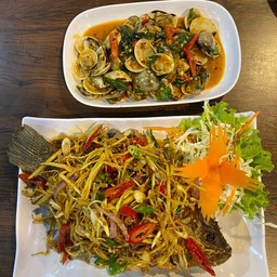 ปลา … ทอดสมุนไพร