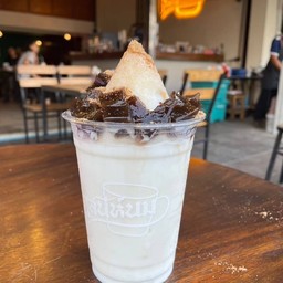 นมสดเฉาก๊วยปั่น