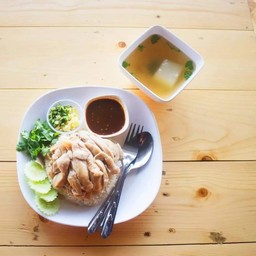 ข้าวสวยไก่ต้ม