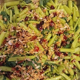 สามสหาย