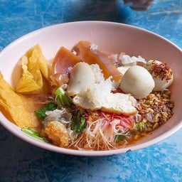 หมี่ขาวเย็นตาโฟ