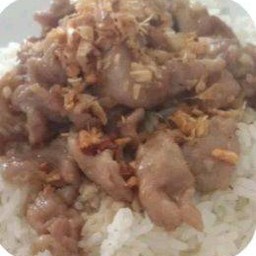 ไก่ทอดกระเทียม ราดข้าว