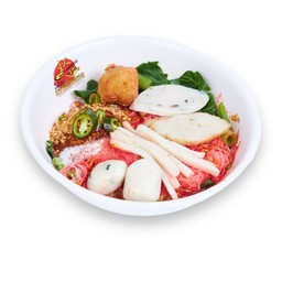 ก๋วยเตี๋ยวลูกชิ้นปลาเย็นตาโฟต้มยำ