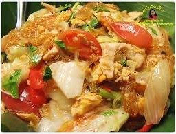 ผัดวุ้นเส้นราดข้าว