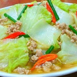 ผัดผักกาดขาวเป็นกับข้าว