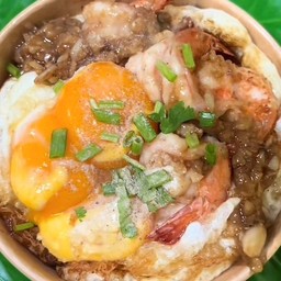 ข้าวกุ้งกระเทียมไข่ดาว