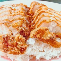 ข้าวหมูทอด (ติดมัน) โคตรพิเศษสุดๆ