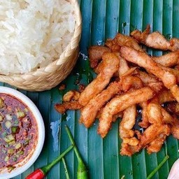 ข้าวเหนียวไก่ทอด