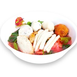 ก๋วยเตี๋ยวลูกชิ้นปลาเย็นตาโฟ