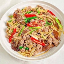 ข้าวไก่ผัดขิง