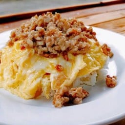 ไข่ข้นหมูชิ้นกระเทียม