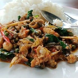 กระเพรากบราดข้าว