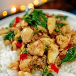 ข้าวกระเพราไก่