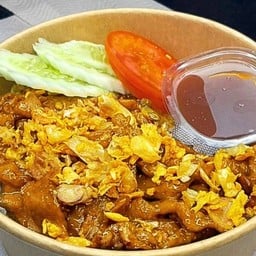 [อร่อยซ่ากับโค้ก] ข้าวหมูทอดกระเทียม +  โค้ก ออริจินัล (ขวด)