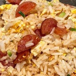 ข้าวผัดกุนเชียง