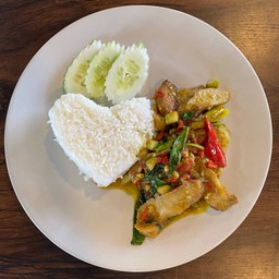 ข้าวคอหมูย่างผัดเขียวหวาน