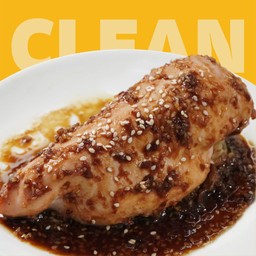 อกไก่นุ่ม ราดซอสเทริยากิ 254 kcal