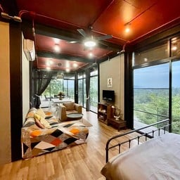 โอบเขา 02 สำหรับ​การ​เข้าพัก​ 4 ท่าน ( สามารถ​เพิ่ม Extra bed 1) 