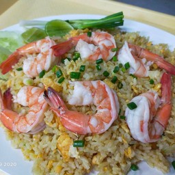 ข้าวผัดกุ้ง จานใหญ่