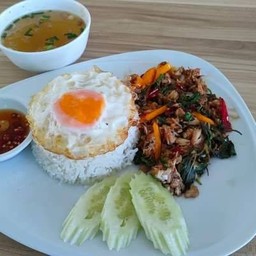 ครัวแม่ไพลิน