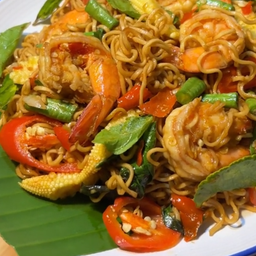 มาม่าผัดขี้เมา