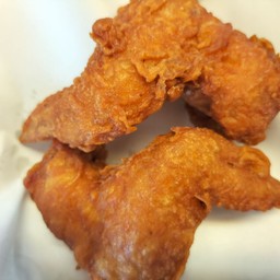 ปีกไก่ทอด 2 ชิ้น