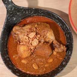 ข้าวมัสมั่นไก่