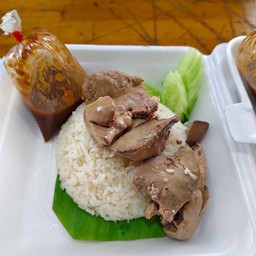 ข้าวมันตับไก่ล้วนพิเศษ