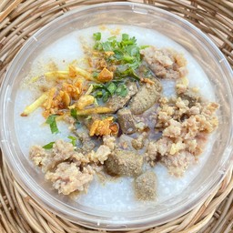 โจ๊กโบราณ หมูสับ ไก่ฉีก