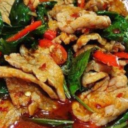 ข้าวพริกเผาหมูชิ้น