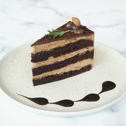 CHOCOLATE MOUSSE CAKE