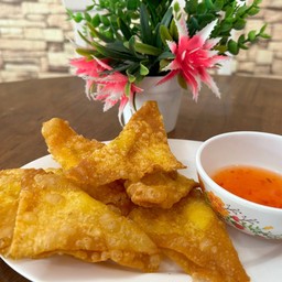 เกี๊ยวไข่กรุบกริบ