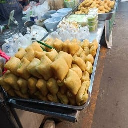 น้ำเต้าหู้เฮียชัย ตลาดรถไฟขจรวิทย์