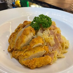 คาโบนาร่าไก่กรอบ