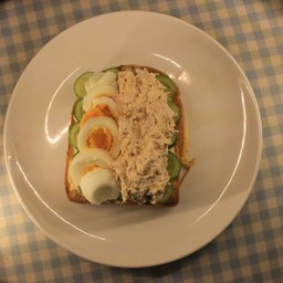 Tuna Egg Toast