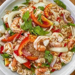 ยำวุ้นเส้นทะเล