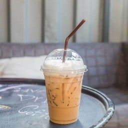 อาเล็กคาเฟ่&เรสเตอร์รอง บ้านในเมือง