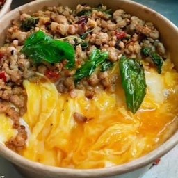 [เซตสุดฮิต] ข้าวกระเพราไข่ดาว + ข้าวกระเพราไข่ข้น