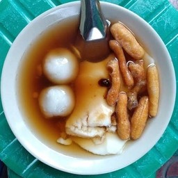 เต้าฮวยบัวลอยนำ้ขิง+ปลาท่องโก๋กรอบ